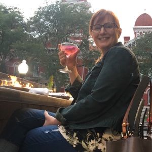 Meet your Posher, Mirjana